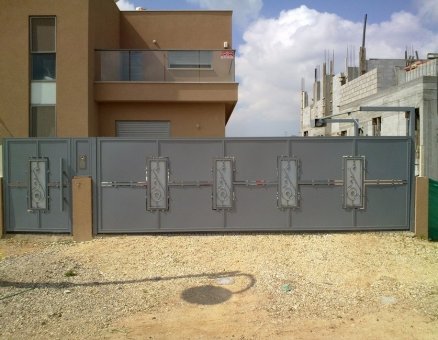 חברת סנפיר שער אוריינטלי