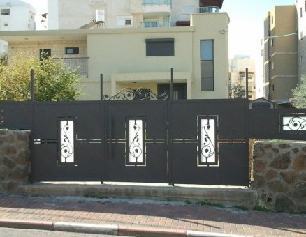 שער מעוטר-סנפיר