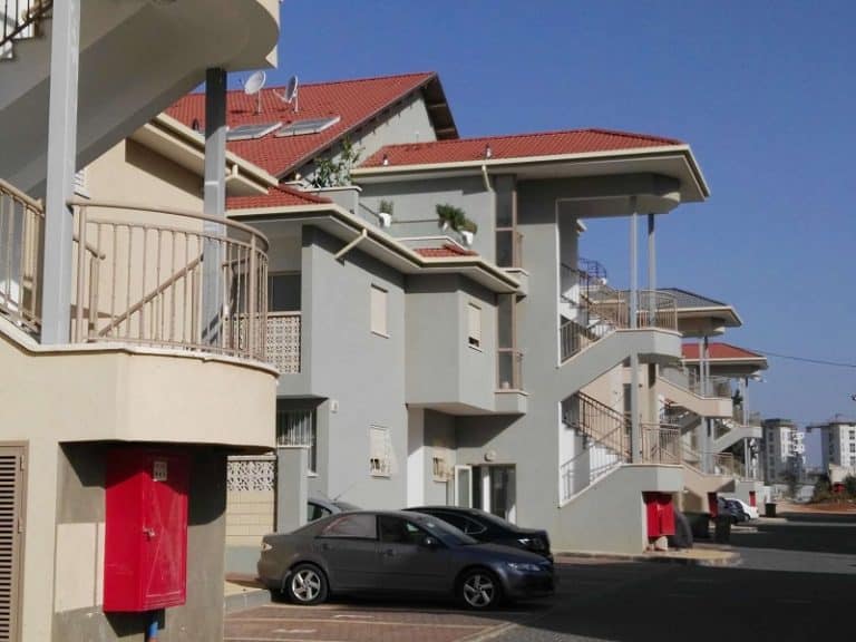 מעקות למדרגות מבית סנפיר 1