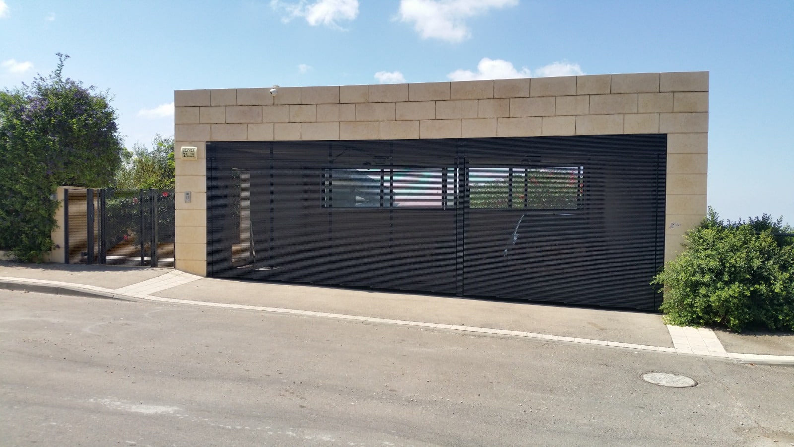 Fe4083c3 F0b8 438e 97a8 2a8af4deadae